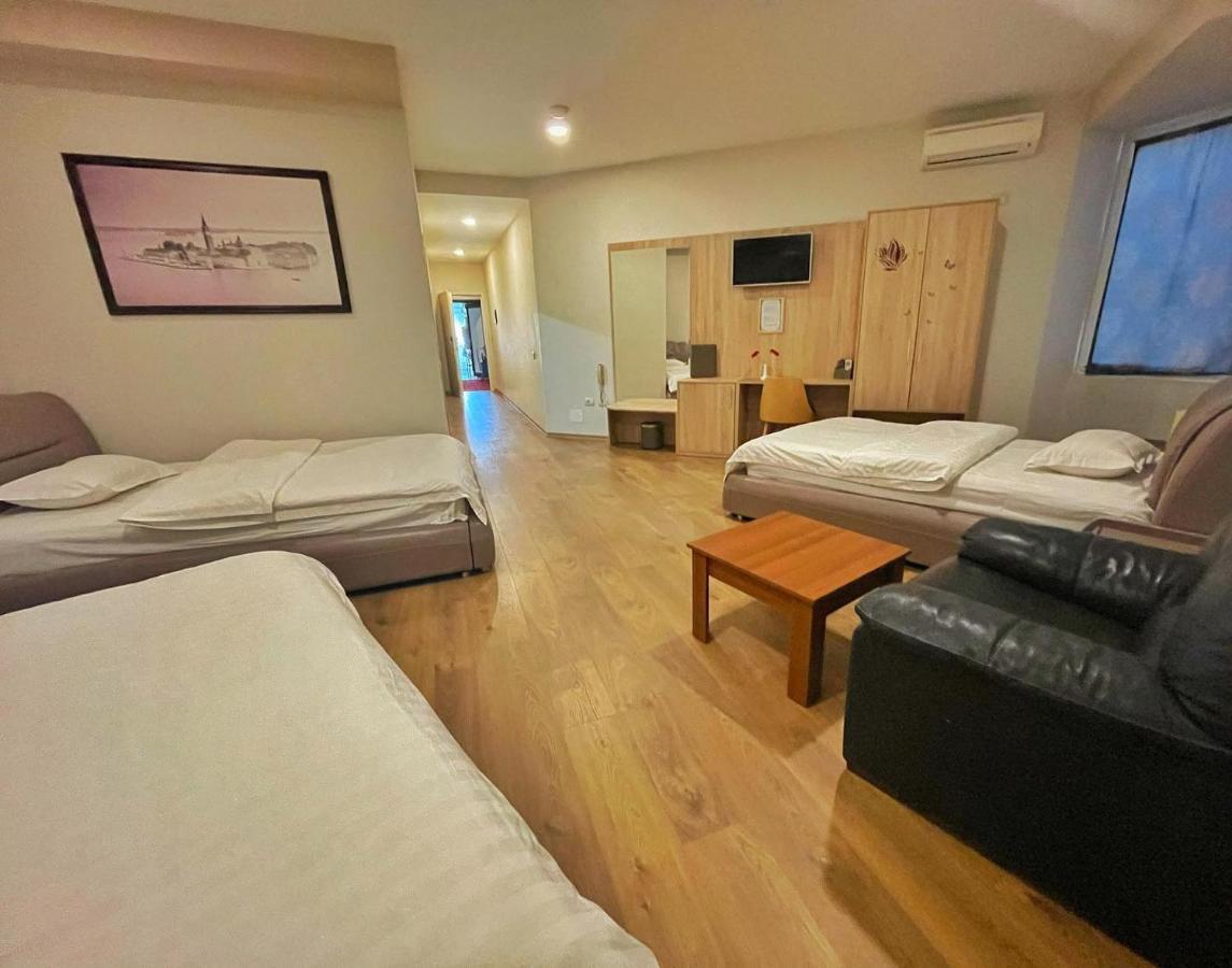 Park Hotel Tirana Yzberishti المظهر الخارجي الصورة